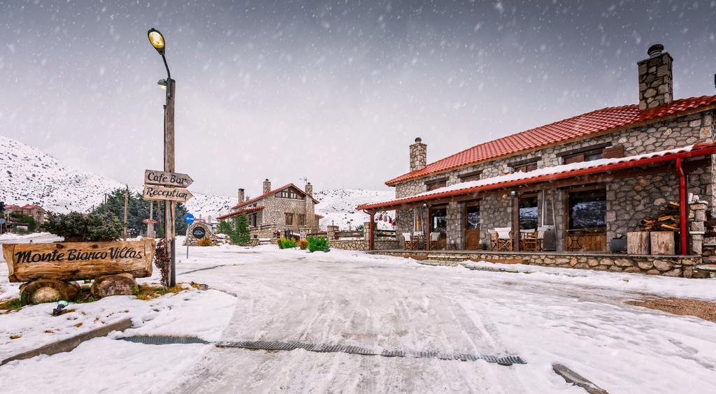 Monte Bianco Villas Arachova Exterior foto