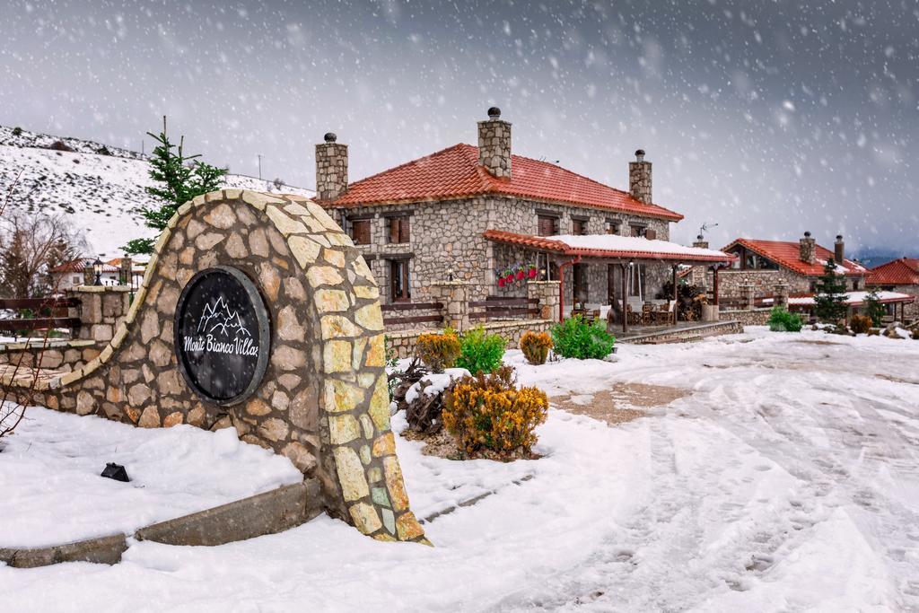 Monte Bianco Villas Arachova Exterior foto